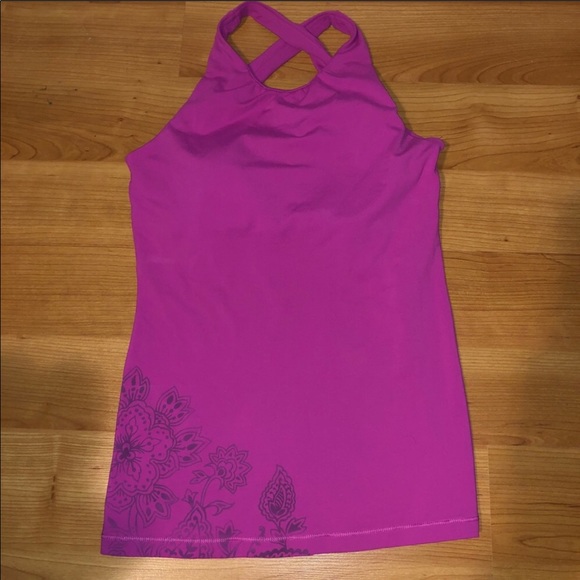 Lucy Activewear Bundle of 3 Tops - Picture 3 of 4